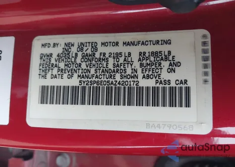 2010 Pontiac Vibe z USA, uszkodzony, nr VIN 5Y2SP6E05AZ420172